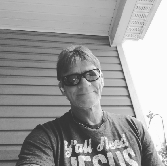 Meet your Posher, Josh - Picture 5 of 5